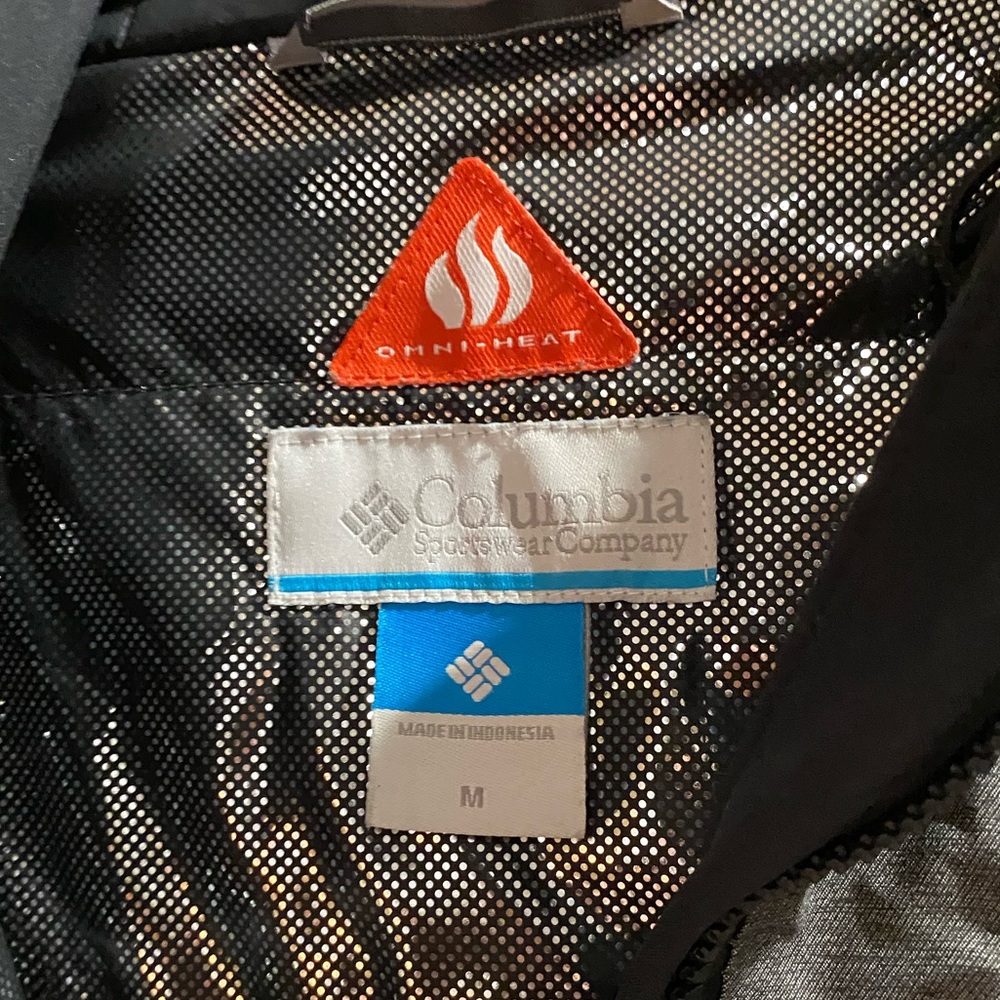 Columbia Jacket (Perfect Condition) - image 4